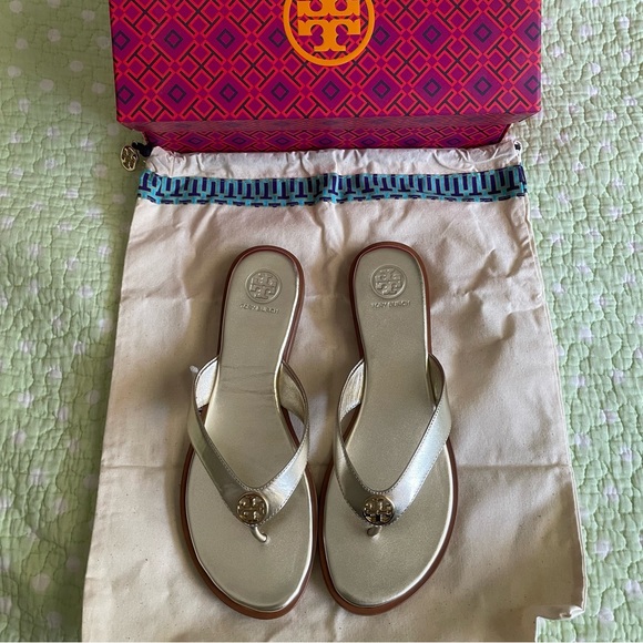 Tory Burch Metallic Gold Flip Flops - Picture 2 of 9